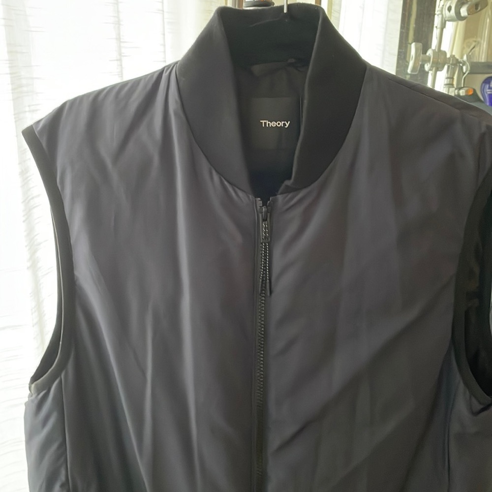 Theory vest, dark blue, large